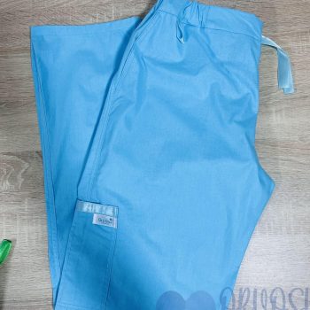 egyszínű türkizkék orvosi nadrág