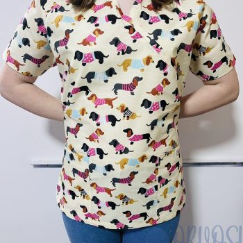 mintás Orvosi-Nővérke tunika - krém tacskós