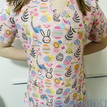 mintás Orvosi-Nővérke tunika - rózsaszín nyuszi tojásos