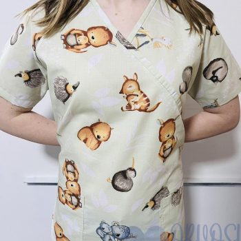 mintás Orvosi-Nővérke tunika - zöld mókusos