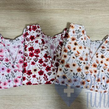 mintás Orvosi-Nővérke tunika - rózsaszín-piros-barack tavaszi virágos